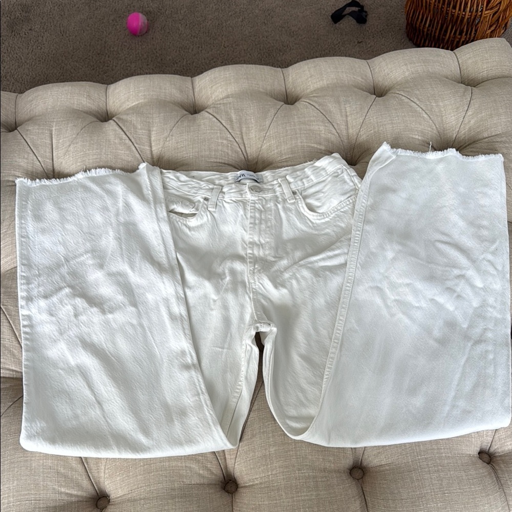 Sara White jeans - Picture 3 of 8